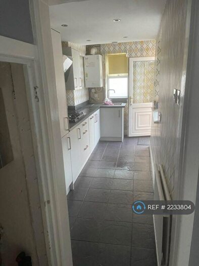 3 Bedroom Terraced House To Rent In Skipton Road, Harrogate, HG1