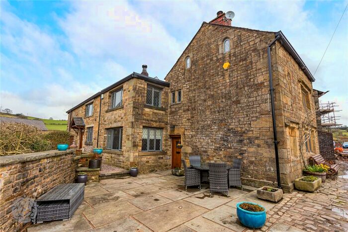 5 Bedroom Detached House For Sale In Manchester Road, Walmersley, Bury, Greater Manchester, BL9