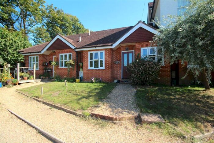 2 Bedroom Semi-Detached House To Rent In Clandon Road, Guildford, GU1