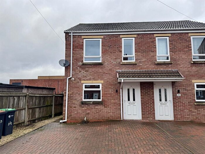3 Bedroom Property To Rent In Alfred Street, Kirkby-In-Ashfield, Nottingham, NG17