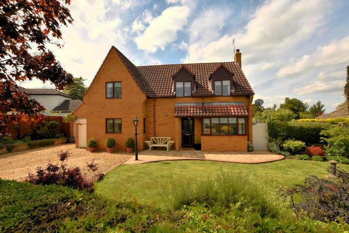 3 Bedroom Detached House For Sale In Greatford Road, Uffington, Stamford, PE9