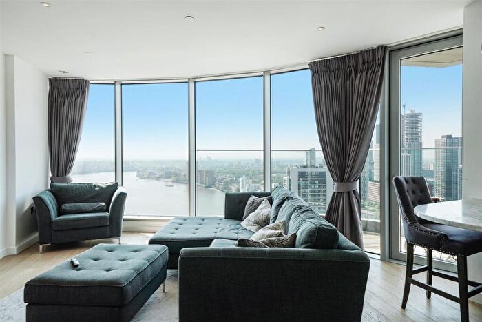 2 Bedroom Flat For Sale In Charrington Tower, Biscayne Avenue, London, E14