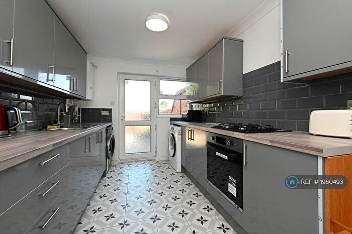 4 Bedroom Terraced House To Rent In Lynn Road, King's Lynn, PE30