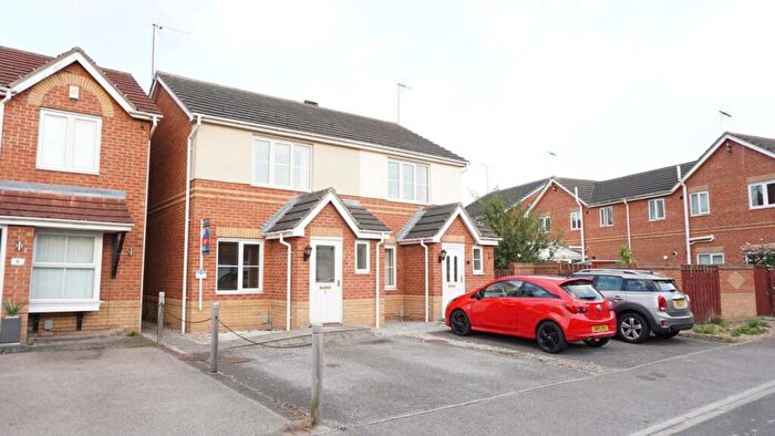 2 Bedroom Semi-Detached House To Rent In Templewaters, Bushy Park, Kingswood, HU7