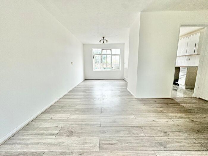 2 Bedroom Terraced House To Rent In Lawrance Gardens, Waltham Cross, EN8