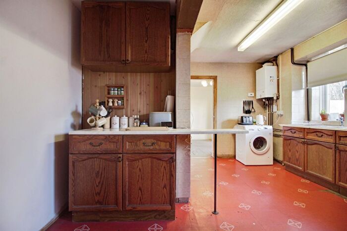 3 Bedroom Terraced House For Sale In Knella Road, Welwyn Garden City, AL7