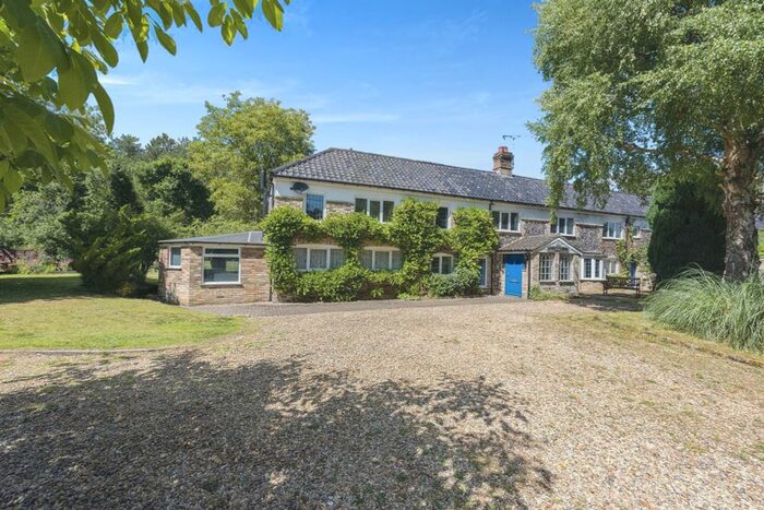 7 Bedroom Property For Sale In Lynford Road, Lynford, Thetford, IP26