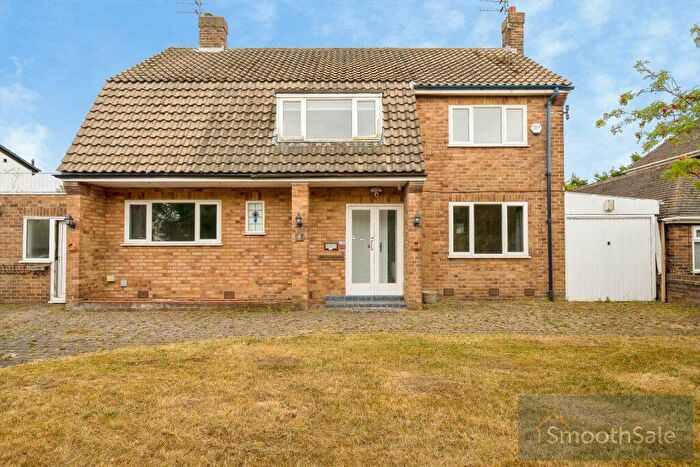 4 Bedroom Detached House For Sale In Prestwick Drive, Liverpool, L23