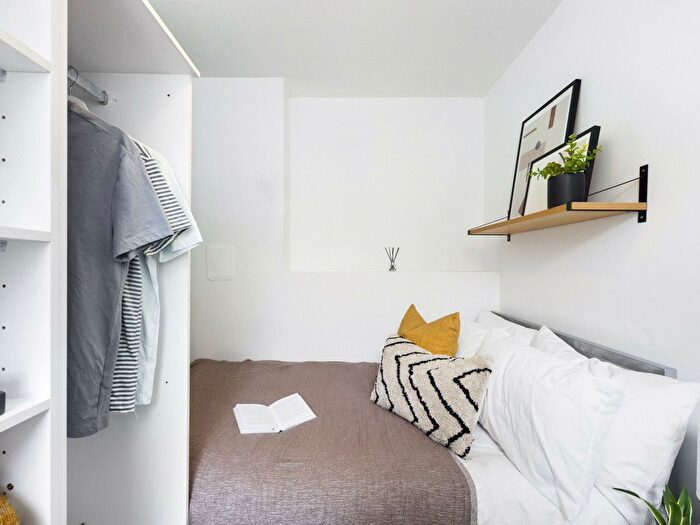 5 Bedroom Flat To Rent In Gladstone Terrace, Lancaster, Lancaster, LA1