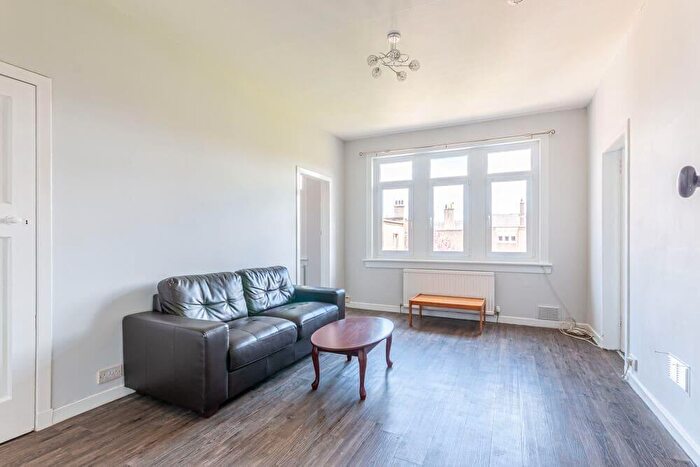 3 Bedroom Flat To Rent In L Learmonth Avenue, Edinburgh, EH4
