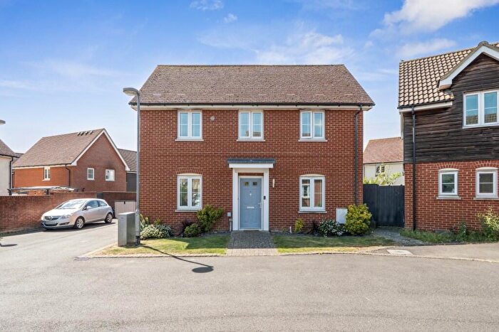 3 Bedroom Detached House For Sale In Middle Ground, St. Neots, Cambridgeshire, PE19