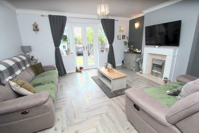 3 Bedroom Terraced House For Sale In Deeley Street, Brierley Hill., DY5