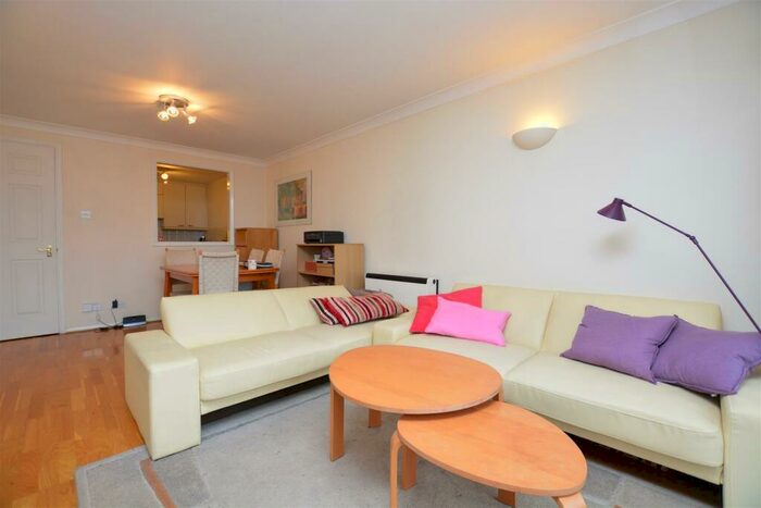 1 Bedroom Apartment To Rent In Campania Building, Jardine Road, E1W