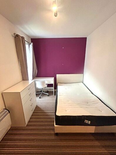 2 Bedroom Apartment To Rent In Richmond Road, Cardiff(City), CF24