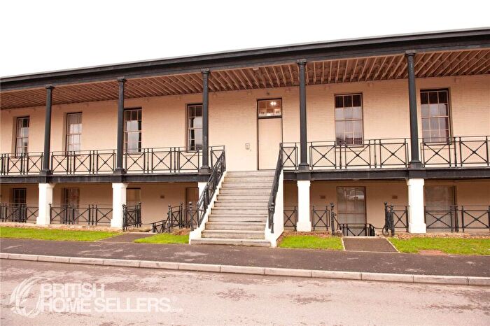 1 Bedroom Apartment For Sale In St. Georges Walk, Gosport, Hampshire, PO12