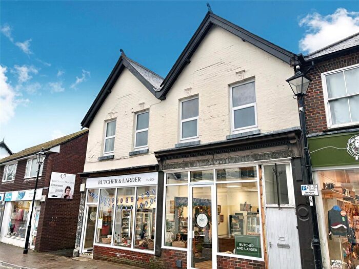 2 Bedroom Apartment To Rent In Station Road, Liss, Hampshire, GU33