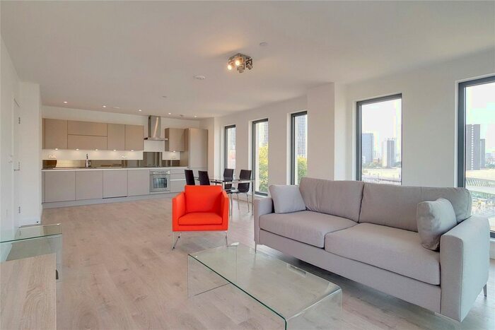 2 Bedroom Flat To Rent In Legacy Tower, Stratford, E15