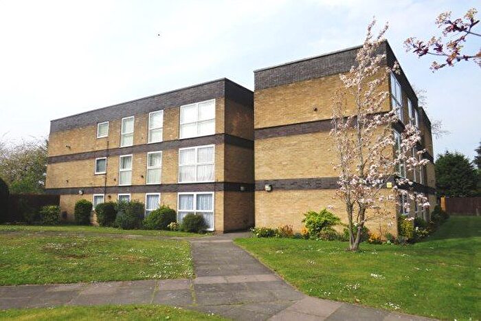 2 Bedroom Flat To Rent In Middleton Hall Road, Birmingham, B30