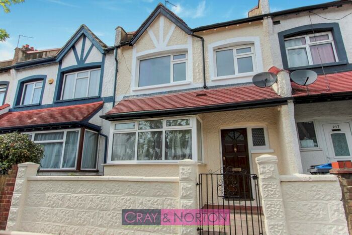 3 Bedroom Terraced House To Rent In Morland Road, Croydon, CR0