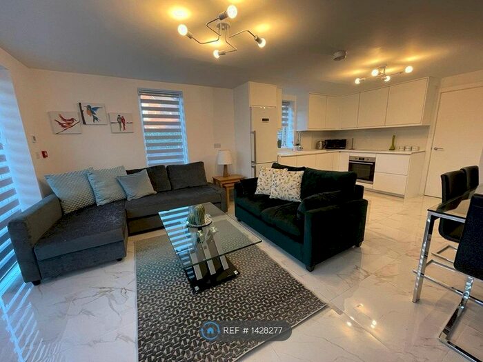 2 Bedroom Flat To Rent In Laburnum Road, Oxford, OX2