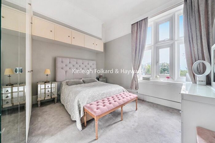 2 Bedroom Flat To Rent In Lubbock Road, Chislehurst, BR7