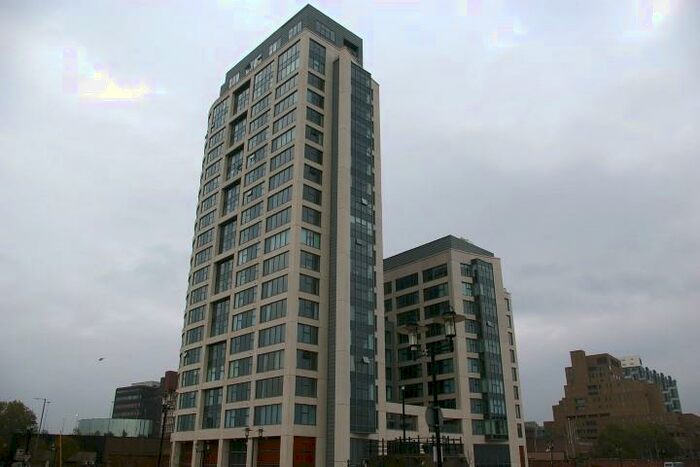 2 Bedroom Apartment To Rent In Princes Dock, L3