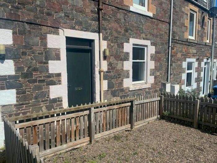 1 Bedroom Flat To Rent In Wood Street, Galashiels, TD1