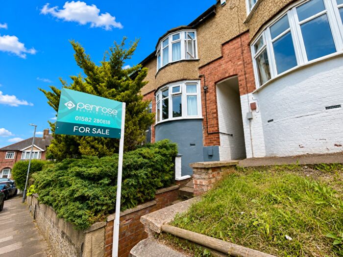 2 Bedroom Terraced House For Sale In Baker Street, Luton, Bedfordshire, LU1