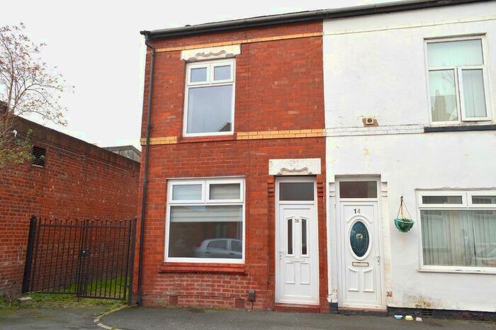2 Bedroom Property To Rent In Dovedale Street, Failsworth, Manchester, M35