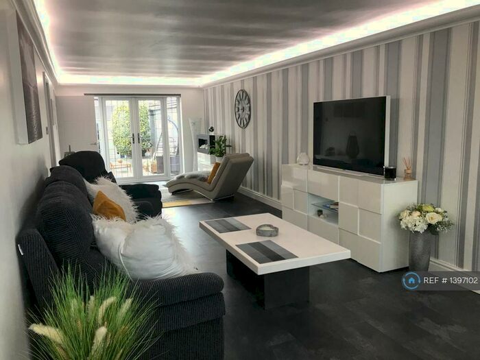 1 Bedroom Bungalow To Rent In Mariners Road, Liverpool, L23