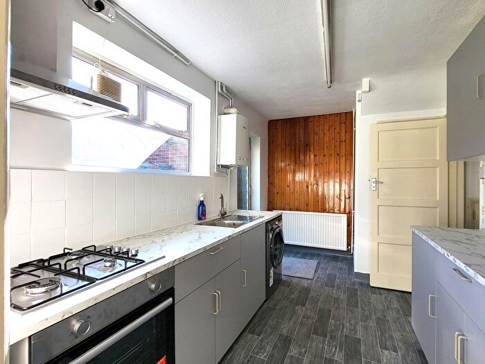3 Bedroom Semi-Detached House To Rent In Clarke Way, Watford, WD25