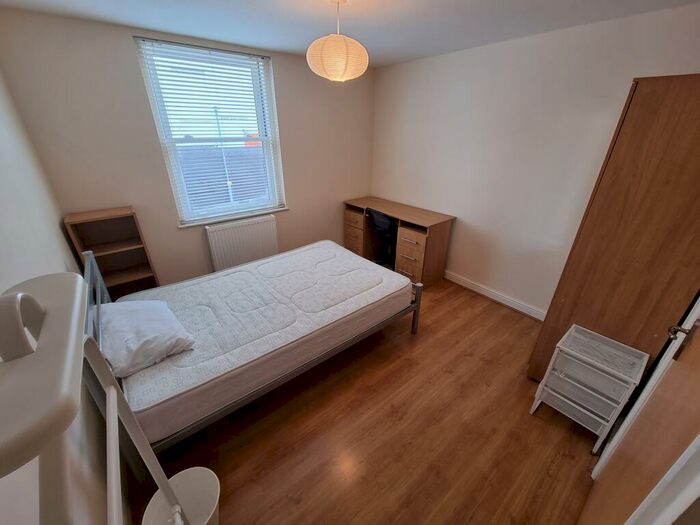 2 Bedroom Apartment To Rent In Flat, Brunswick Street, Leamington Spa, CV31