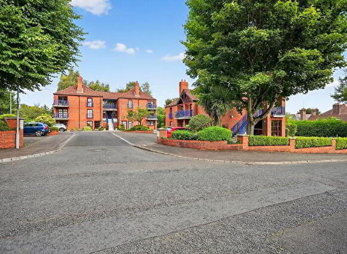 2 Bedroom Flats For Sale In Cleaver Court, Belfast, BT9