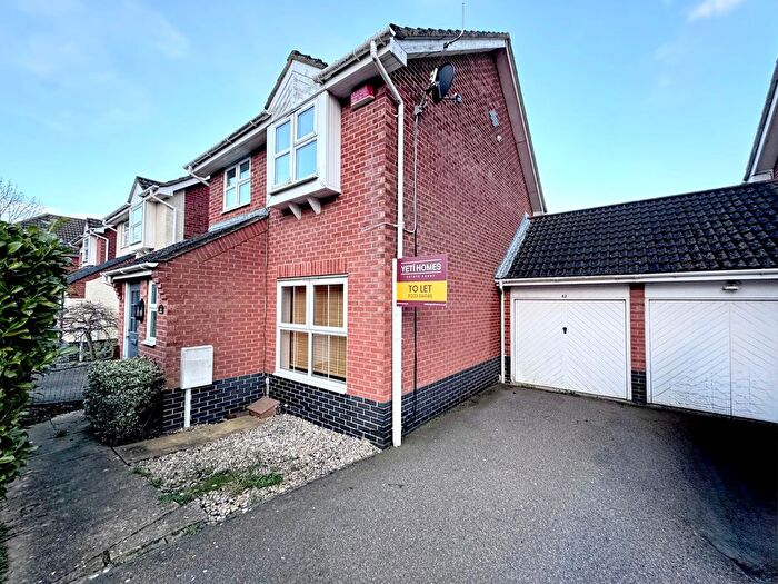3 Bedroom Detached House To Rent In Hawthorn Road, Kingsnorth, TN23