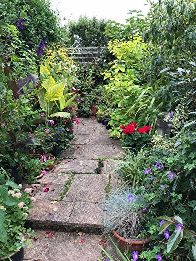 4 Bedroom Detached House For Sale In Touchstone Road, Heathcote, Warwick, CV34