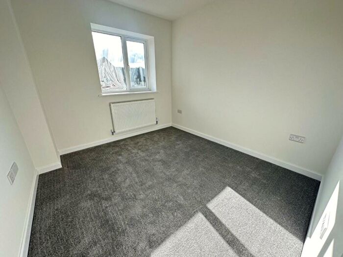 2 Bedroom Semi-Detached House For Sale In Brookland Road, Northampton, NN1