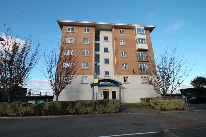 2 Bedroom Flat To Rent In Cutter House, Macarthur Close, Erith, DA8