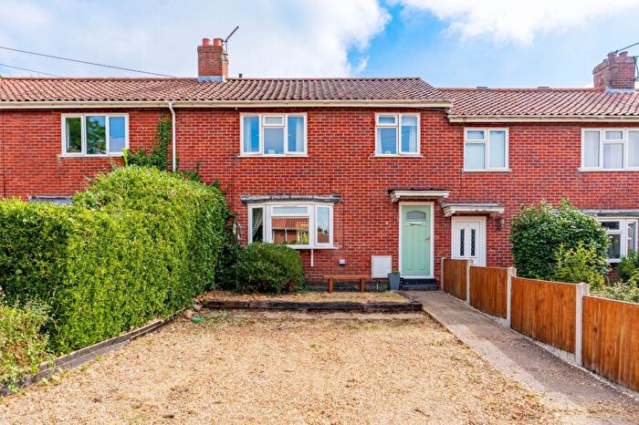3 Bedroom Terraced House For Sale In Dakin Road, Norwich, NR3
