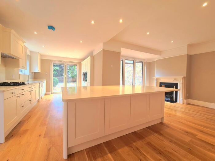 4 Bedroom House To Rent In Sandford Road, Bromley, BR1