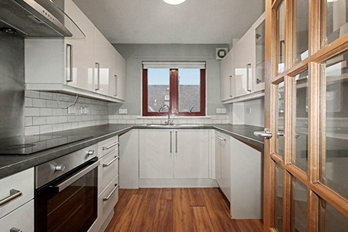 2 Bedroom Flat To Rent In Royal Walk, Nairn, IV12