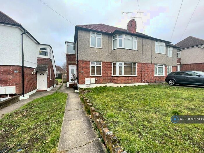 2 Bedroom Maisonette To Rent In Oakdene Road, Poverest, Orpington, BR5