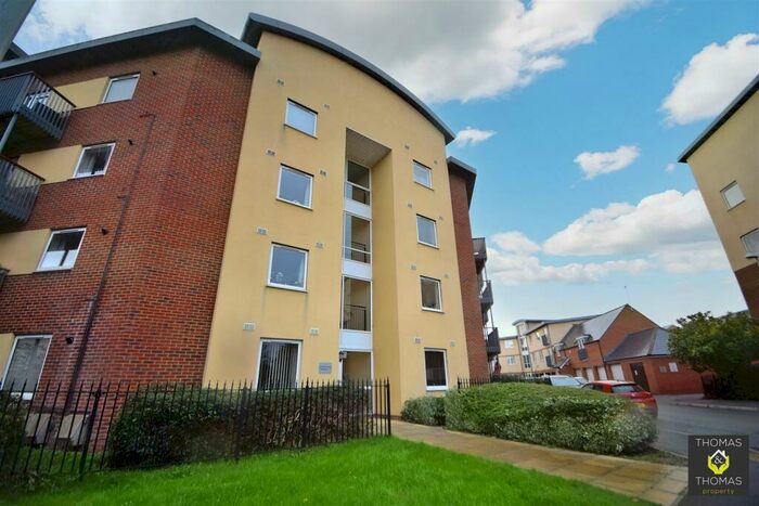 2 Bedroom Flat To Rent In Longhorn Avenue, Gloucester, GL1