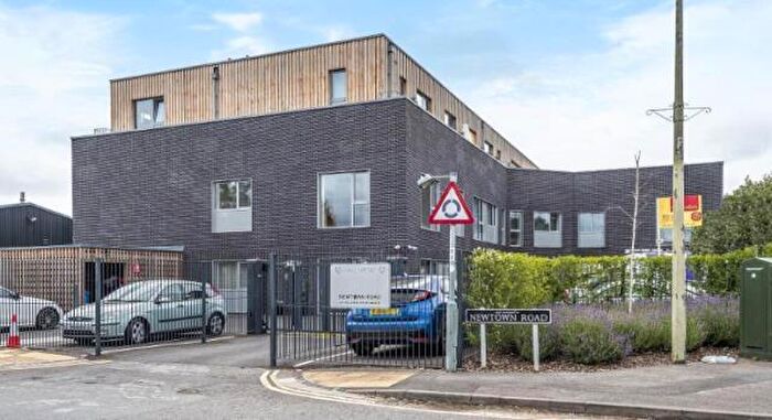 1 Bedroom Flat To Rent In Hill View Apartments, Henley-on-thames, RG9