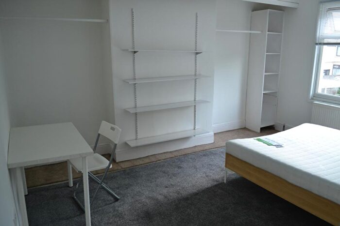 5 Bedroom House To Rent In Stapleton Road, Bristol, BS5