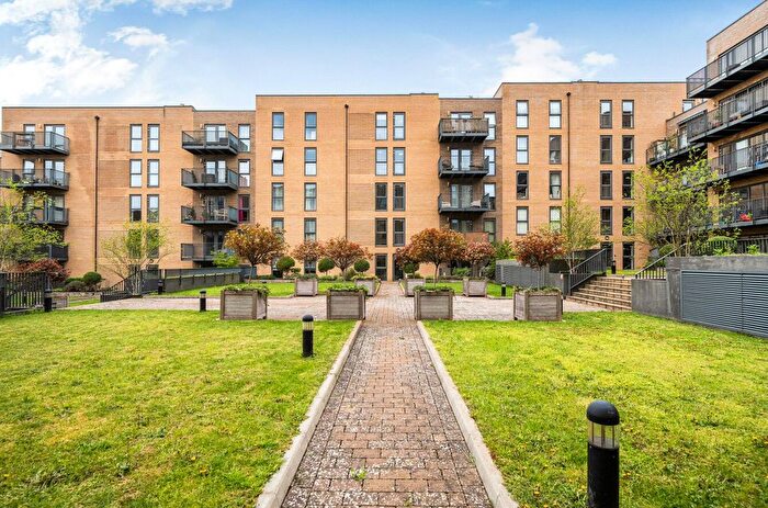 1 Bedroom Flat For Sale In Apple Yard, London, SE20