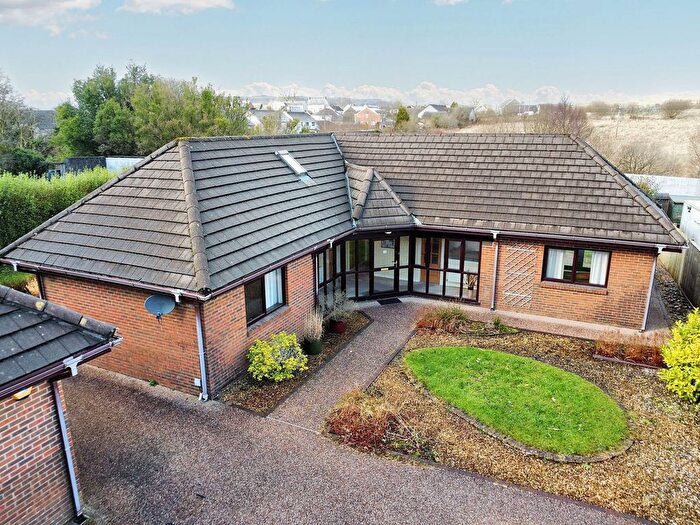 3 Bedroom Bungalow For Sale In Station Road, Coelbren, Neath, SA10