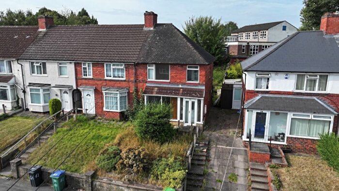 3 Bedroom End Terrace House For Sale In Auckland Road, Smethwick, B67