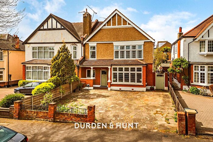 4 Bedroom Semi Detached House For Sale In Malford Grove, London, E18