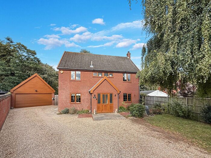 4 Bedroom Detached House For Sale In Forest Lane, Martlesham Heath, Ipswich, IP5