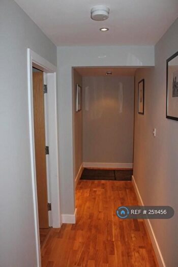 2 Bedroom Flat To Rent In Etruria House, Stoke-On-Trent, ST4
